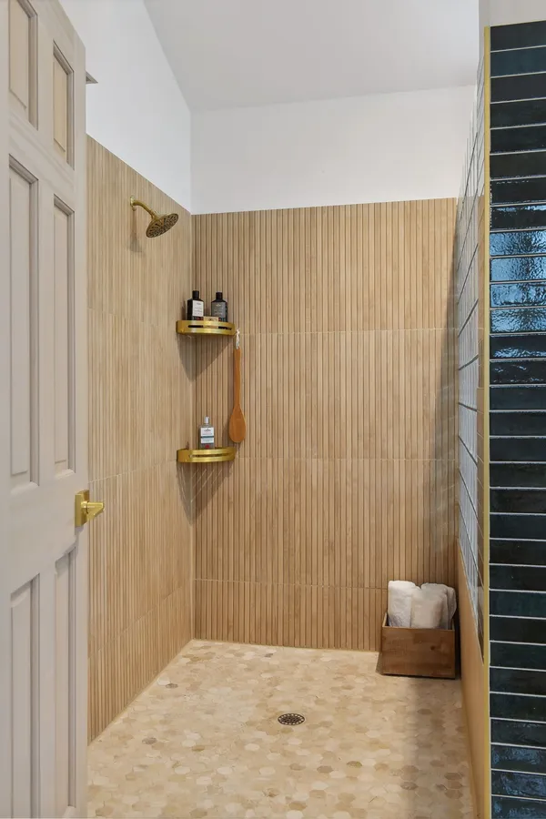 Custom Shower Suite