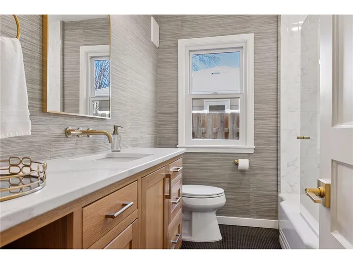 Guest Bathroom Remodel — Inglewood Ave — After