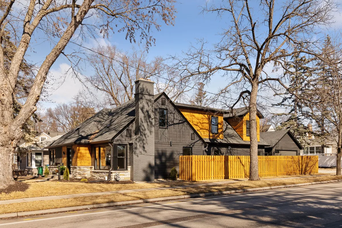 About Edina Building & Remodeling
